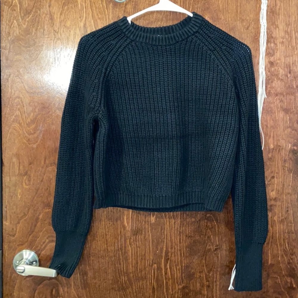 Cropped sweater